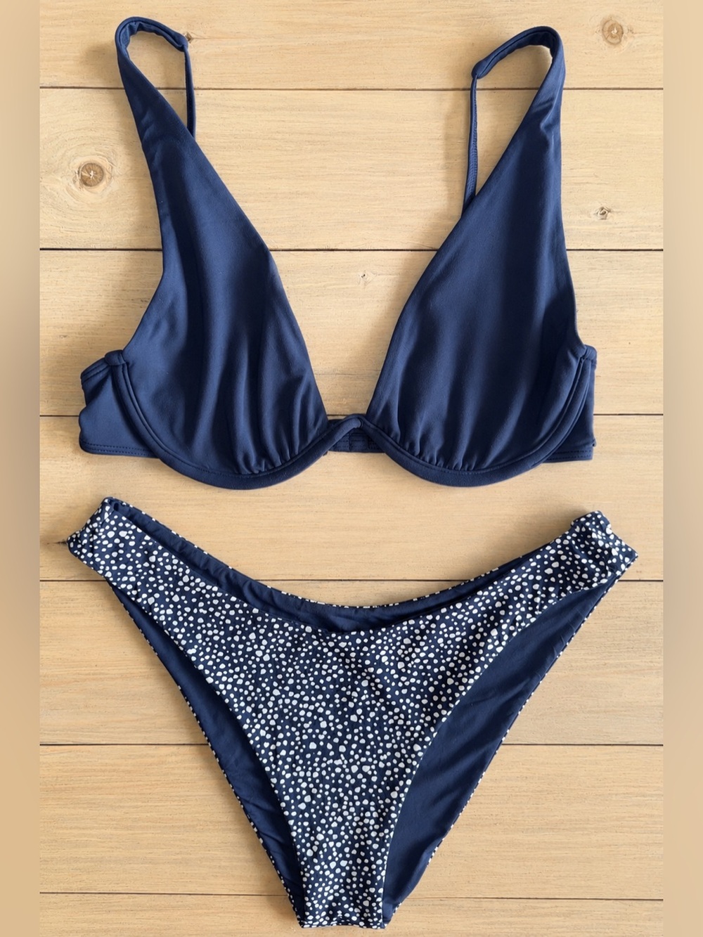 Roxy Two Piece Bikini Set Size Medium